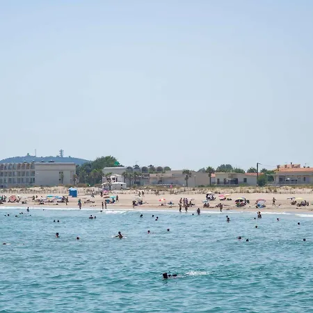 Proche Avec Terrasse, 6 Couchages, Parking Prive, Internet Optionnel - Fr-1-387-75 Appartement